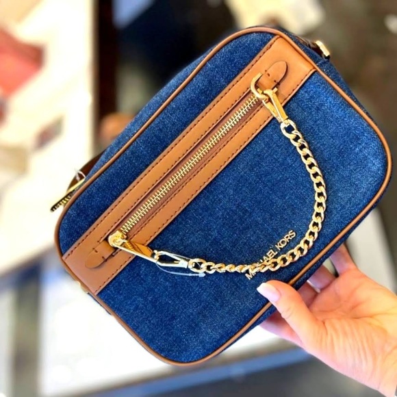 NWT Michael Kors Jet Set Large East West Indigo blue Zip Chain